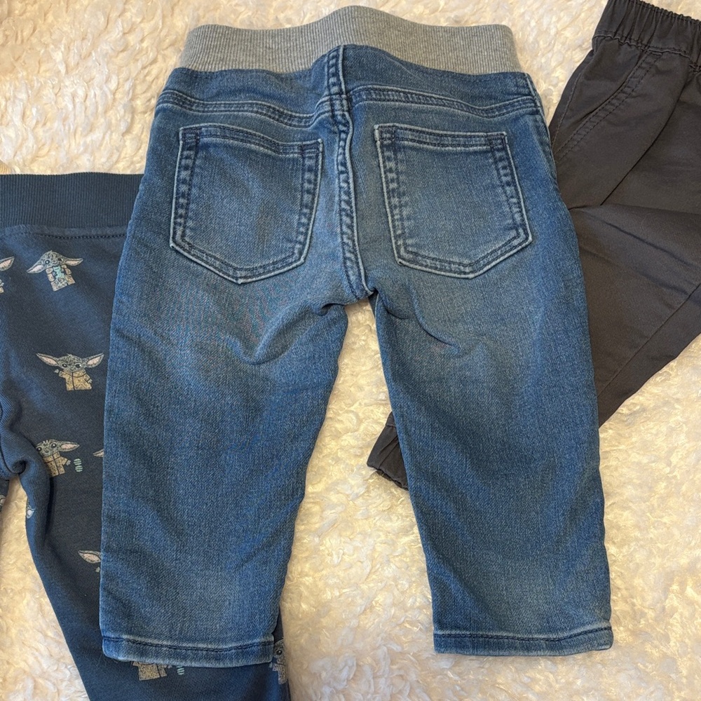 Gap Baby Joggers and Jean Set of 3 Pants 12-18M - Picture 9 of 11